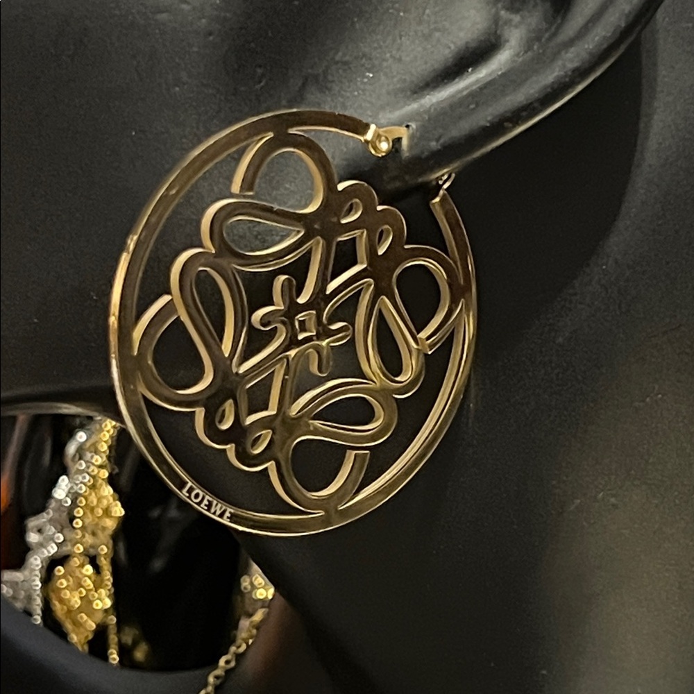 Fashion Gold Filigree Earrings